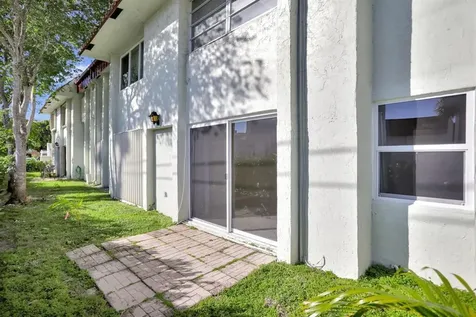 860 SE 6th Avenue Deerfield Beach FL 33441