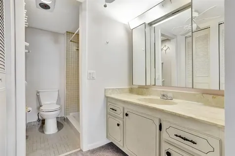 860 SE 6th Avenue Deerfield Beach FL 33441