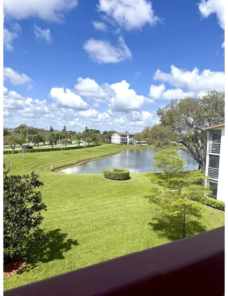 162 Preston D Boca Raton FL 33434