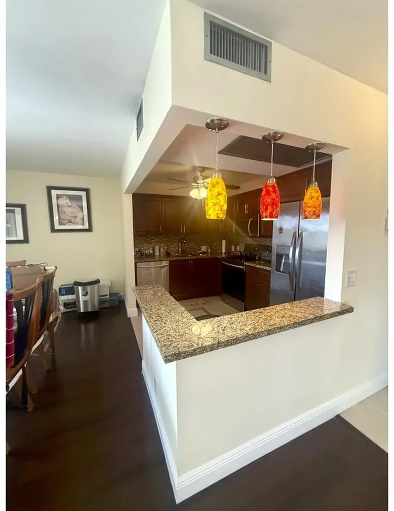 162 Preston D Boca Raton FL 33434