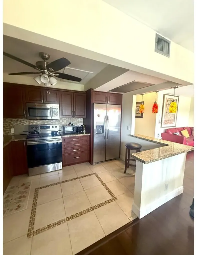 162 Preston D Boca Raton FL 33434