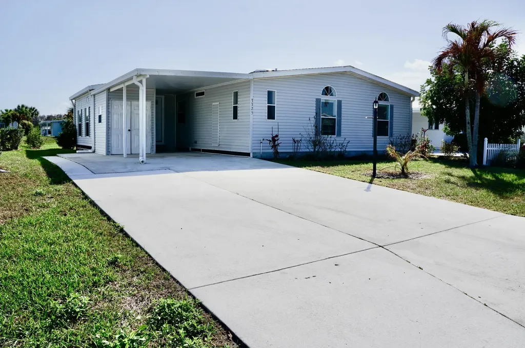3325 Ironwood Avenue Port St Lucie FL 34952