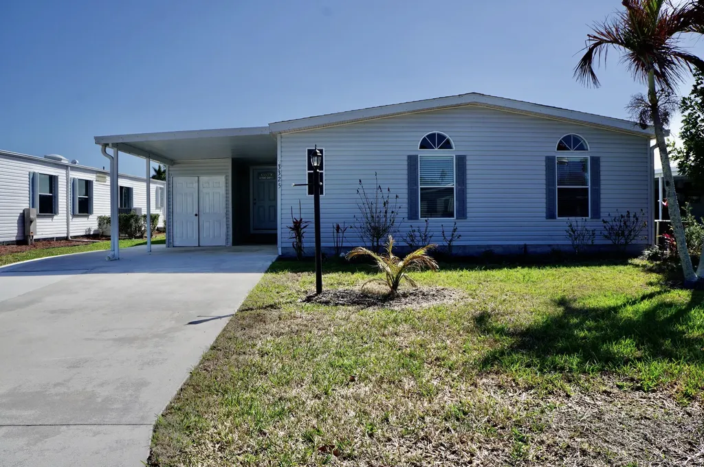 3325 Ironwood Avenue Port St Lucie FL 34952