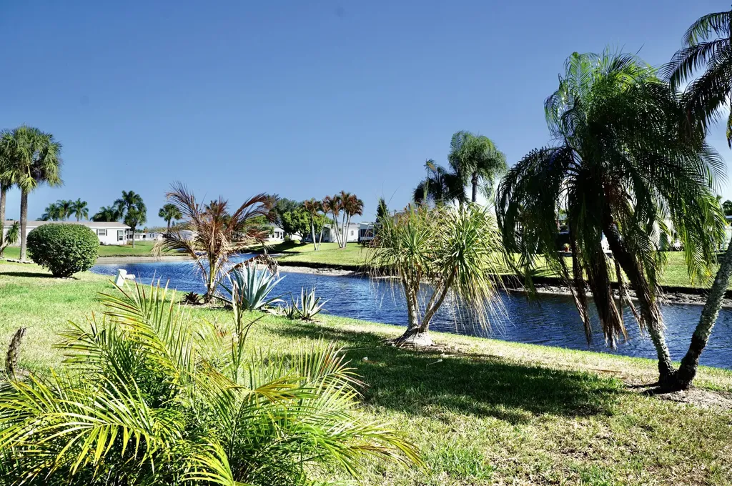 3325 Ironwood Avenue Port St Lucie FL 34952