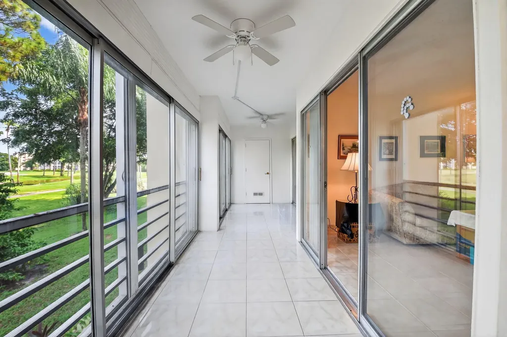 3810 Via Poinciana Lake Worth FL 33467