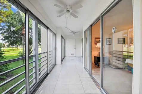 3810 Via Poinciana Lake Worth FL 33467