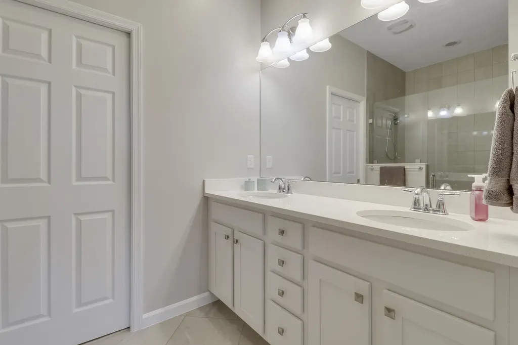 10894 SW Winding Lakes Circle Port St Lucie FL 34987