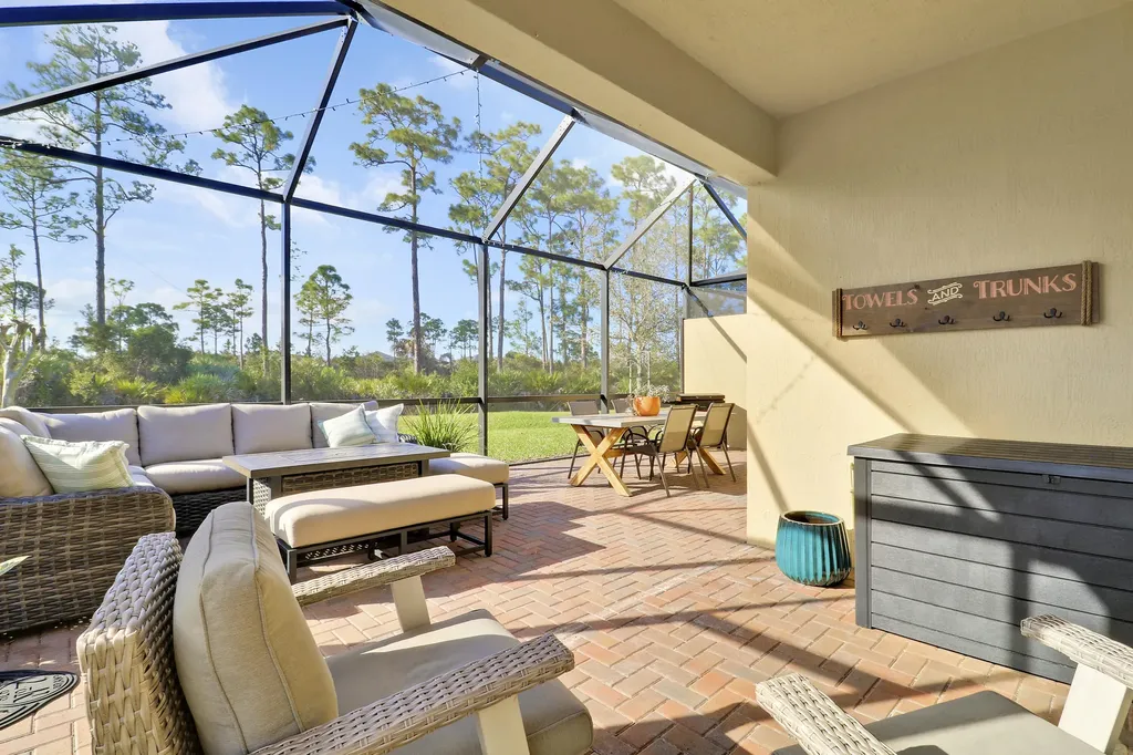 10894 SW Winding Lakes Circle Port St Lucie FL 34987