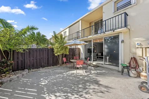 2212 NE 7th Street Hallandale Beach FL 33009
