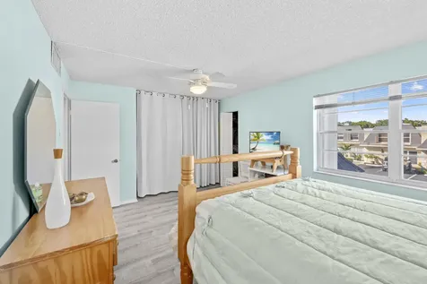 2212 NE 7th Street Hallandale Beach FL 33009