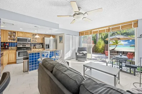 2212 NE 7th Street Hallandale Beach FL 33009