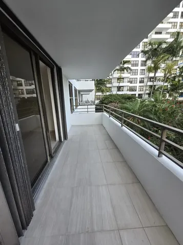 2500 Parkview Drive Hallandale Beach FL 33009