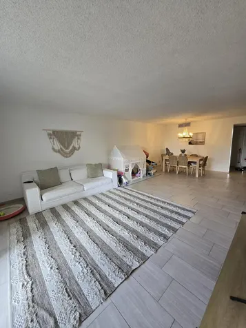 2500 Parkview Drive Hallandale Beach FL 33009
