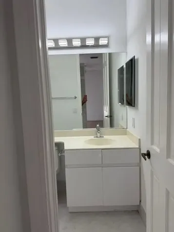 2690 Oakmont Weston FL 33332