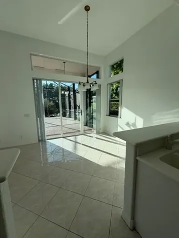 2690 Oakmont Weston FL 33332