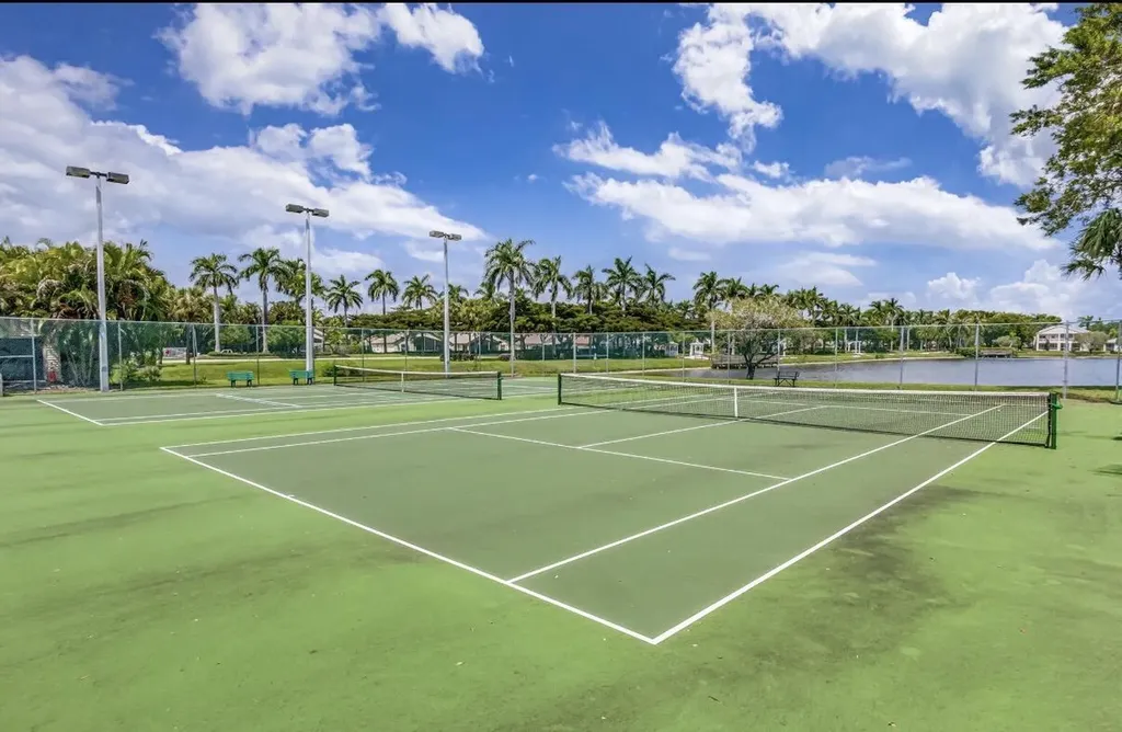 10746 Oak Bend Way Wellington FL 33414