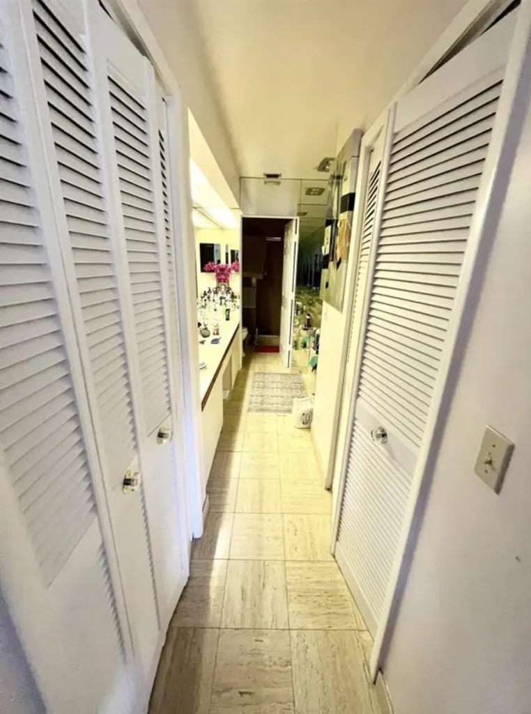 7472 La Paz Boulevard Boca Raton FL 33433