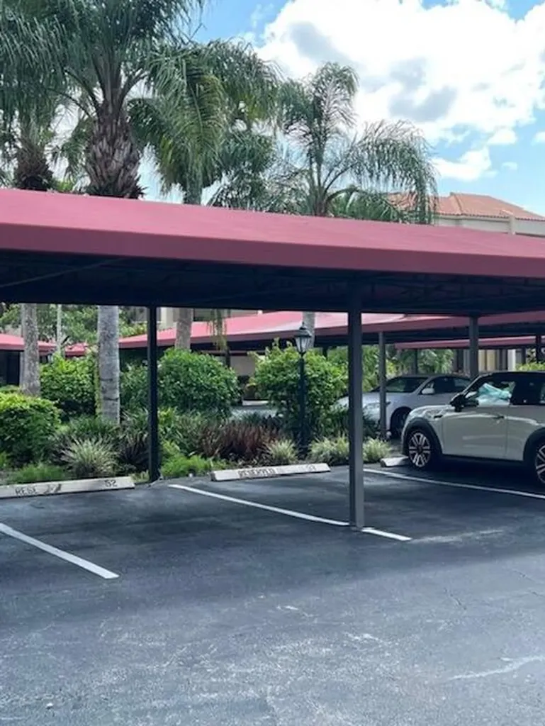 7472 La Paz Boulevard Boca Raton FL 33433