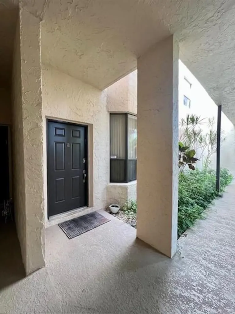 7472 La Paz Boulevard Boca Raton FL 33433