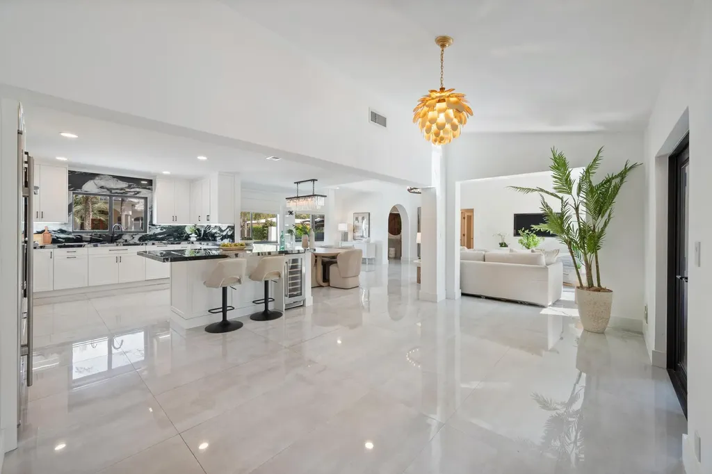 2600 Yacht Club Boulevard Fort Lauderdale FL 33304