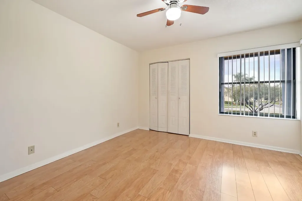 4698 Lucerne Lakes Boulevard E Lake Worth FL 33467