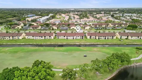 4698 Lucerne Lakes Boulevard E Lake Worth FL 33467