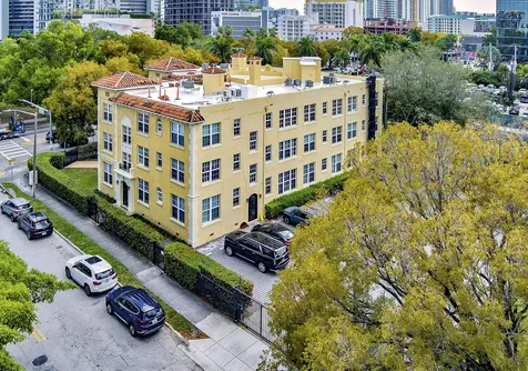 3224 Biscayne Boulevard Miami FL 33137