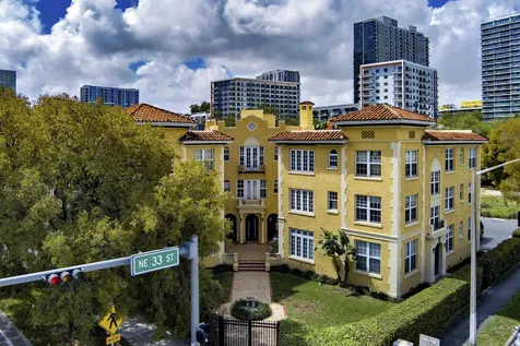 3224 Biscayne Boulevard Miami FL 33137