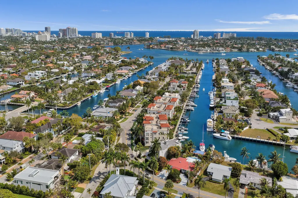 1414 SE 12th Street Fort Lauderdale FL 33316