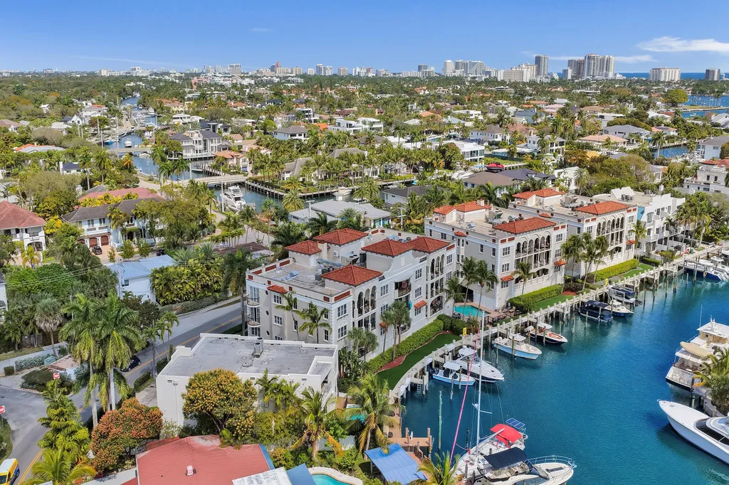 1414 SE 12th Street Fort Lauderdale FL 33316