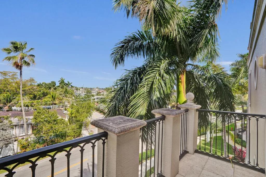 1414 SE 12th Street Fort Lauderdale FL 33316