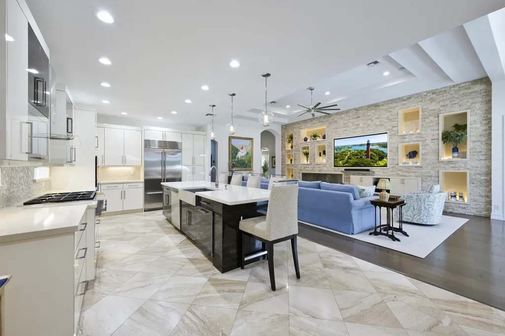 260 Carina Drive Jupiter FL 33478