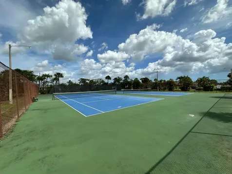 5725 Fernley Drive E West Palm Beach FL 33415