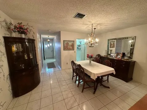 5725 Fernley Drive E West Palm Beach FL 33415