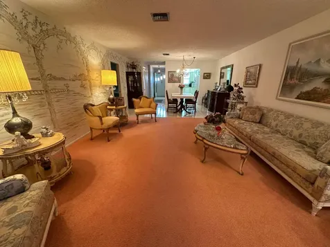 5725 Fernley Drive E West Palm Beach FL 33415