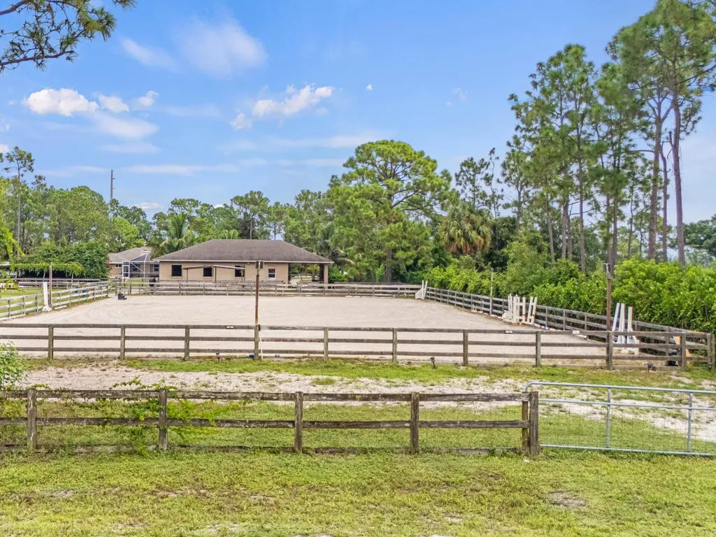 18392 N 50th Street Street N Loxahatchee FL 33470