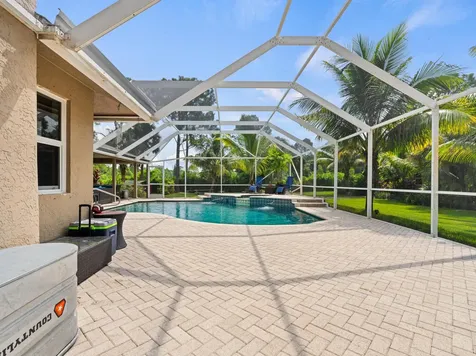 18392 N 50th Street Street N Loxahatchee FL 33470