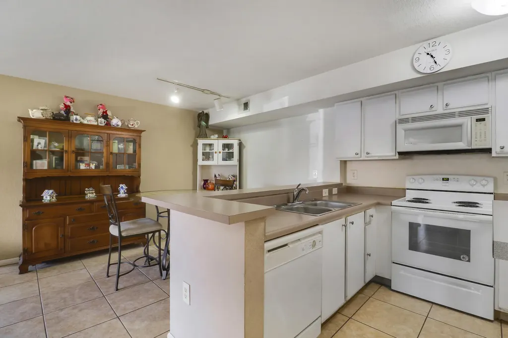 181 SW Palm Drive Port St Lucie FL 34986