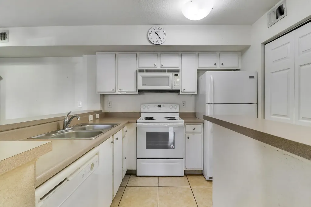 181 SW Palm Drive Port St Lucie FL 34986