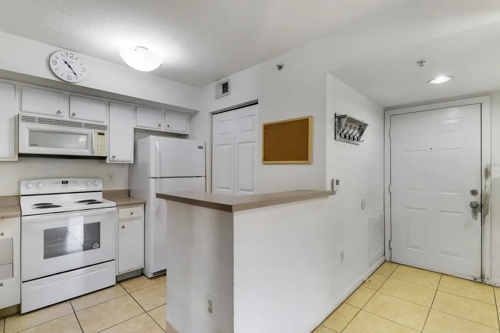 181 SW Palm Drive Port St Lucie FL 34986