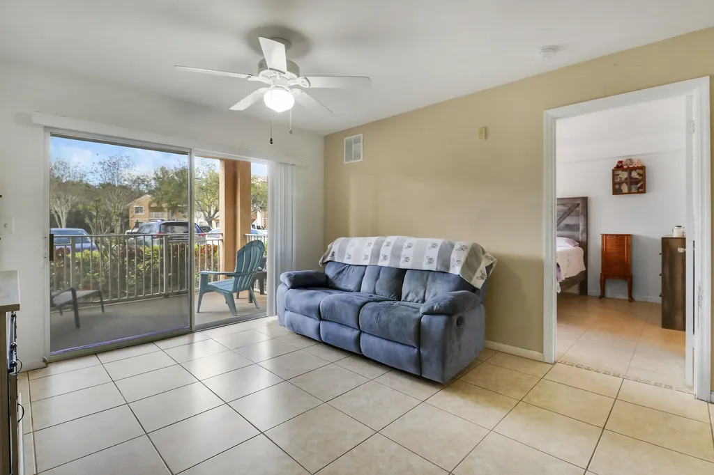 181 SW Palm Drive Port St Lucie FL 34986