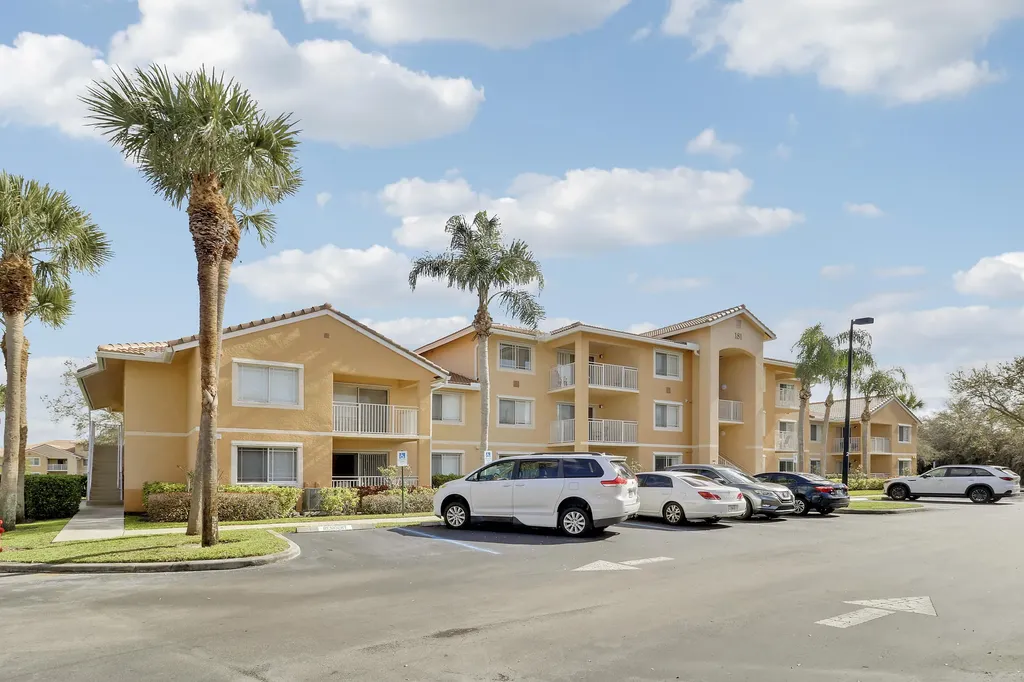 181 SW Palm Drive Port St Lucie FL 34986