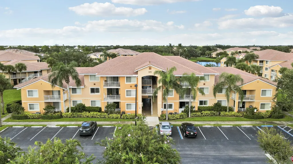 181 SW Palm Drive Port St Lucie FL 34986