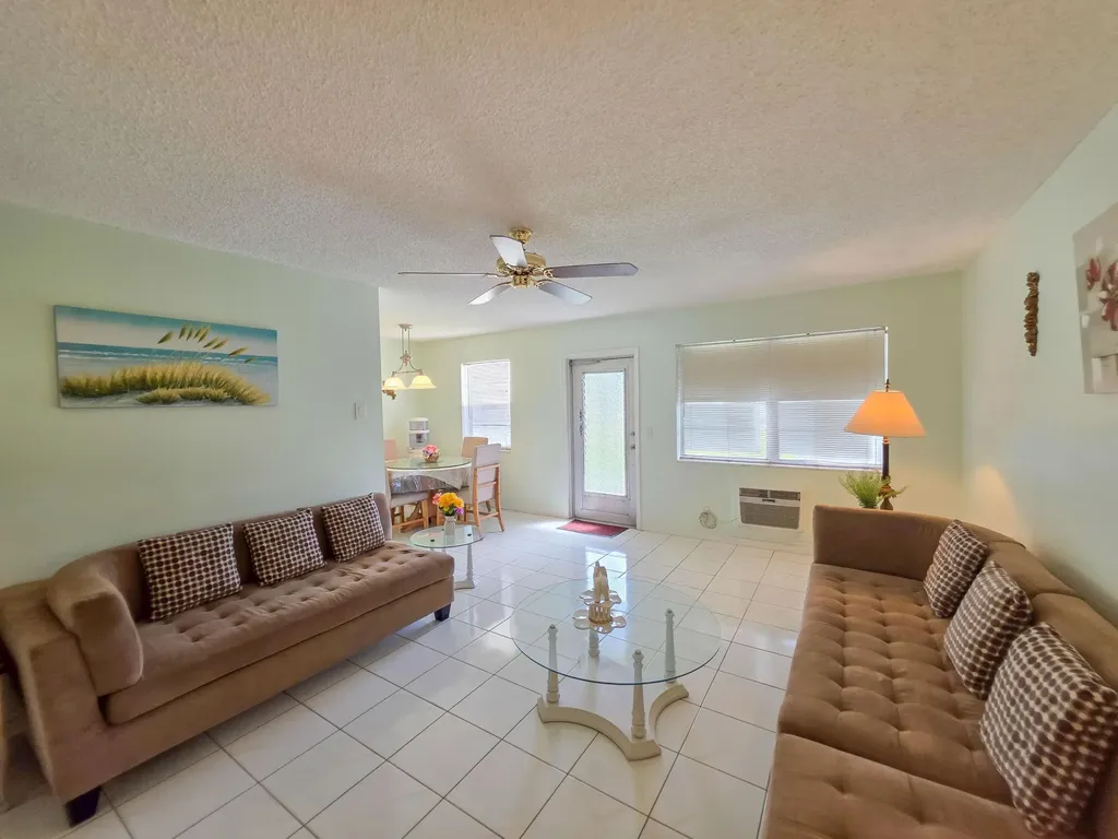 291 Norwich M West Palm Beach FL 33417