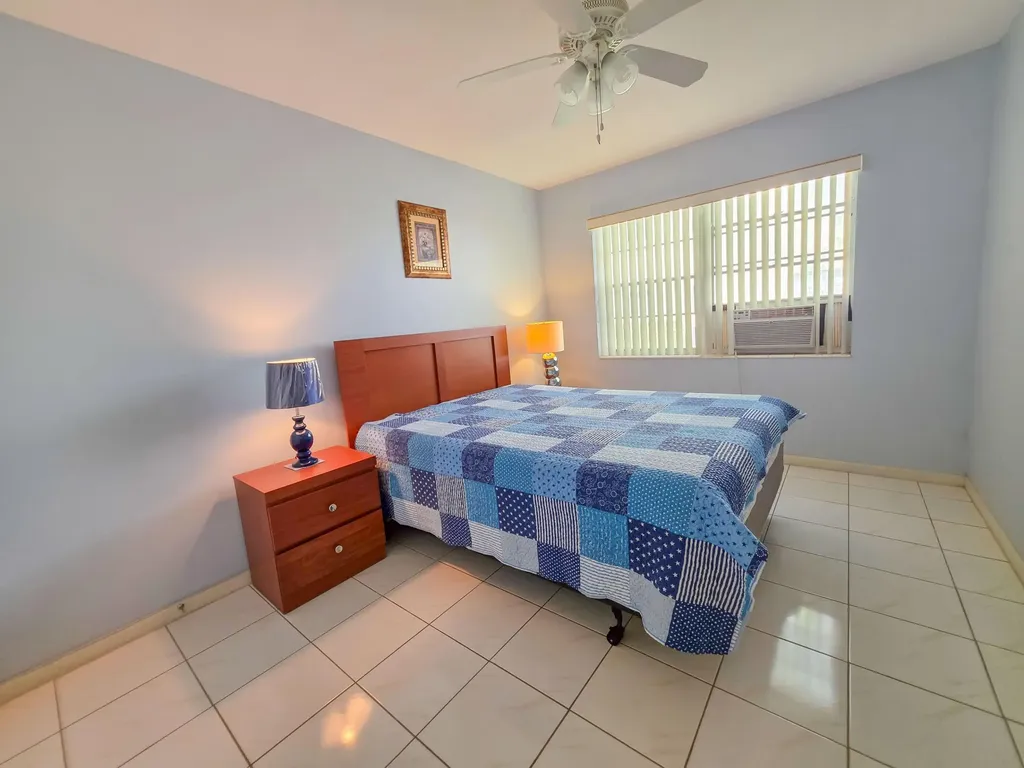 291 Norwich M West Palm Beach FL 33417