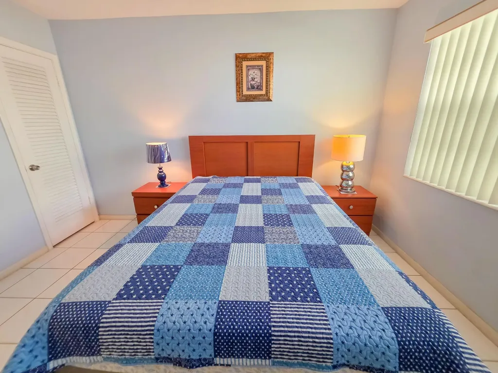 291 Norwich M West Palm Beach FL 33417
