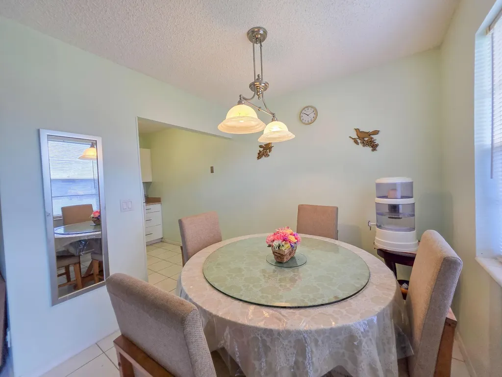 291 Norwich M West Palm Beach FL 33417