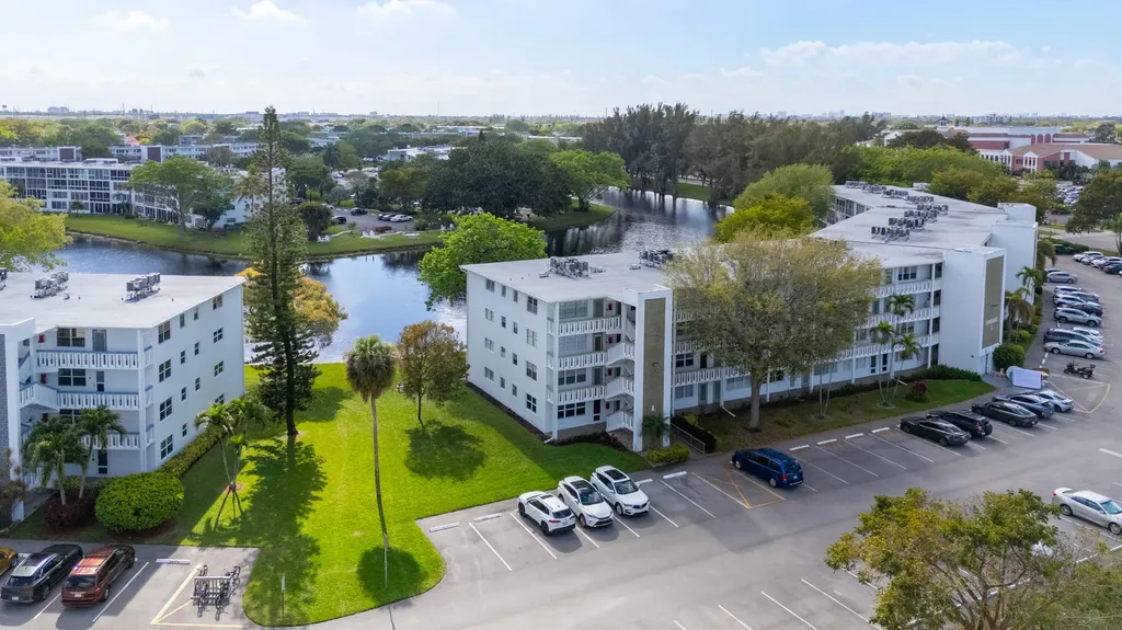 3024 Durham A Deerfield Beach FL 33442