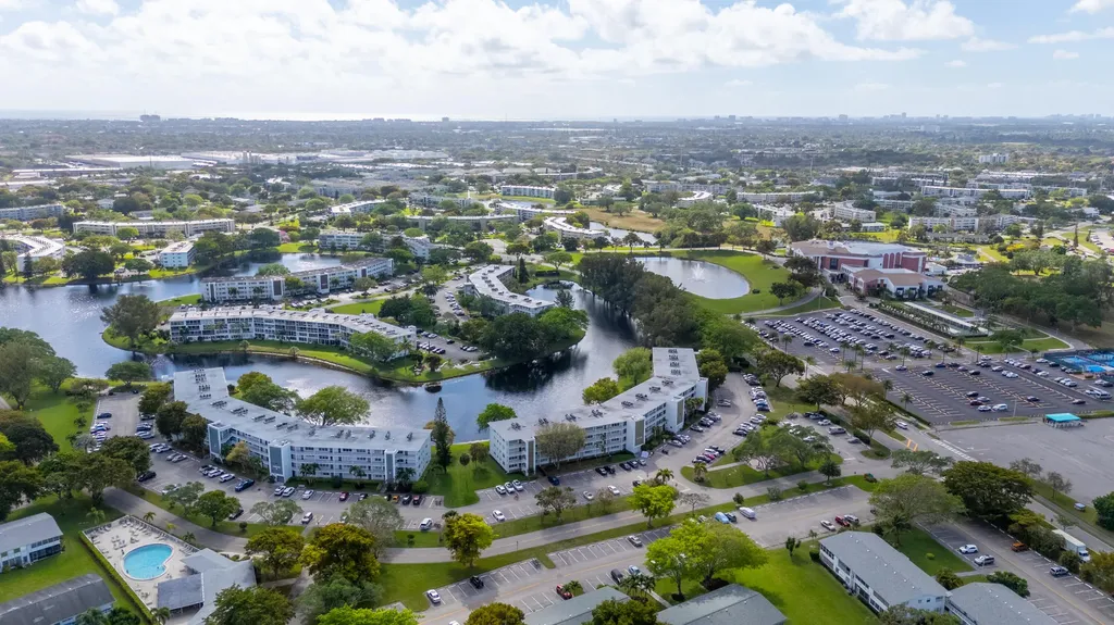 3024 Durham A Deerfield Beach FL 33442