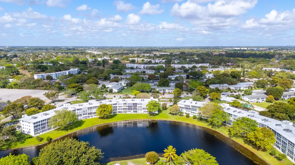 3024 Durham A Deerfield Beach FL 33442
